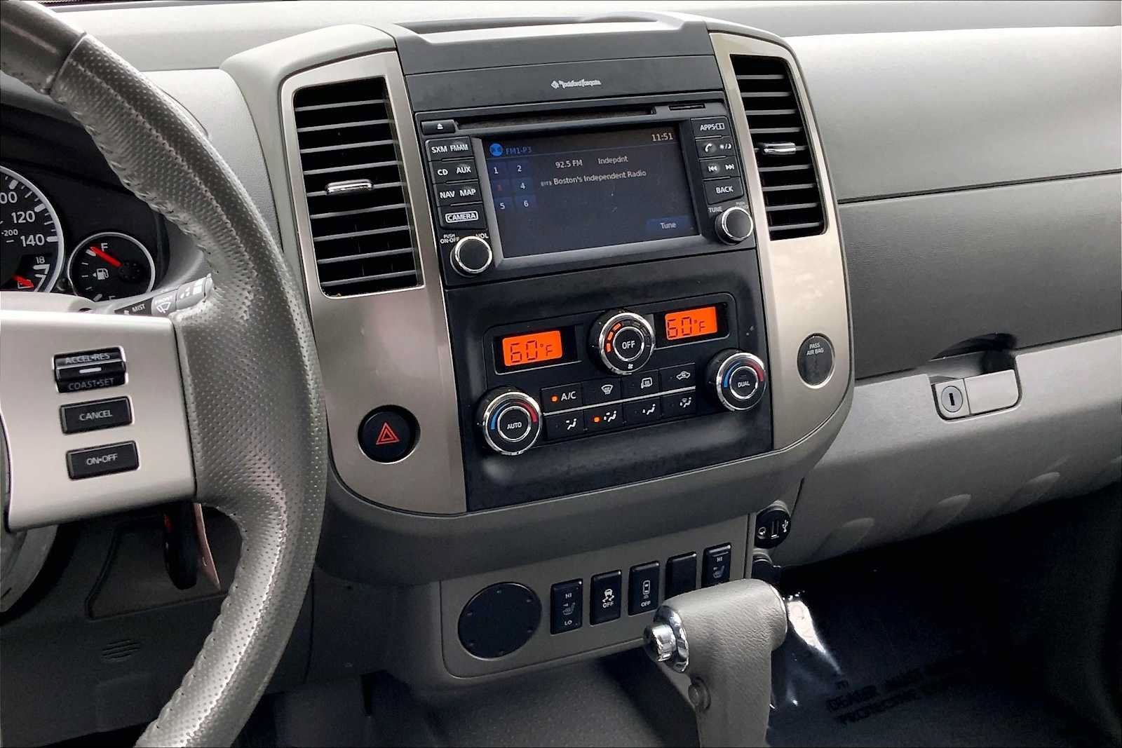 Used 2019 Nissan Frontier SL RWD image 7