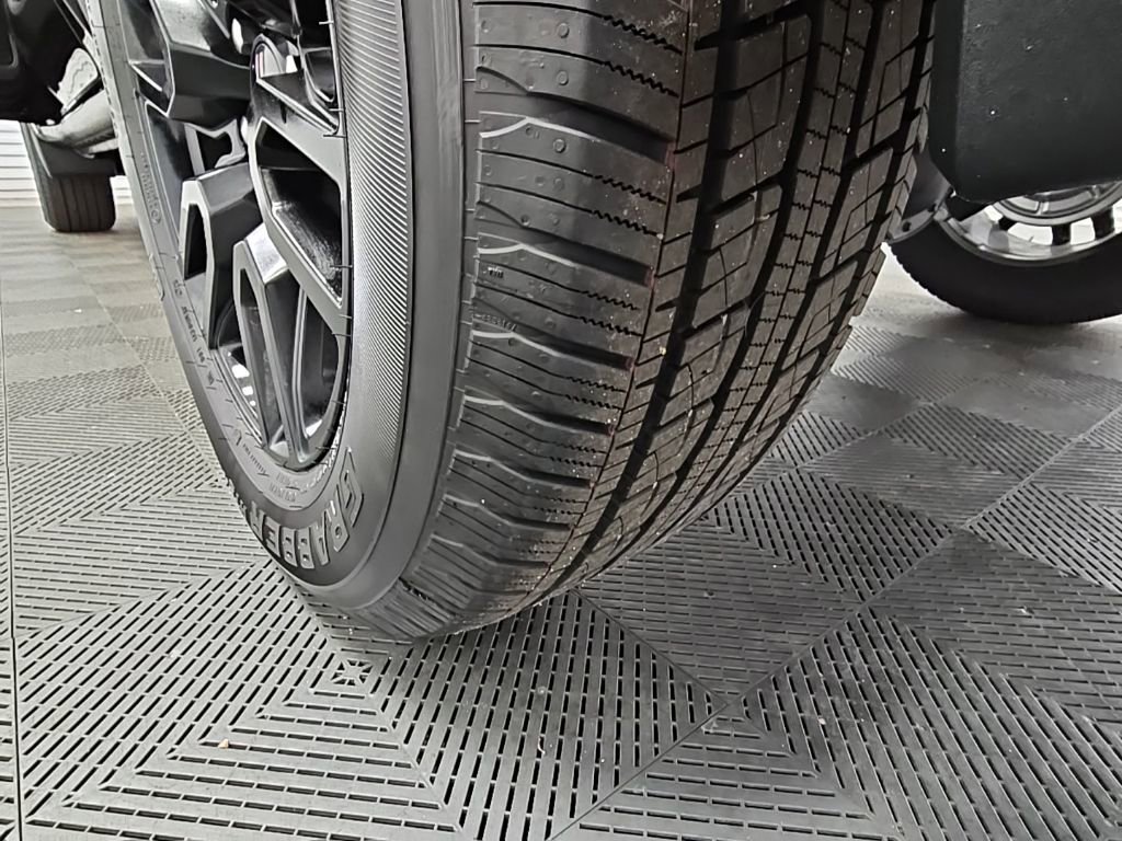 New 2026 GMC Sierra 1500 Pro w/ Graphite Edition image 38