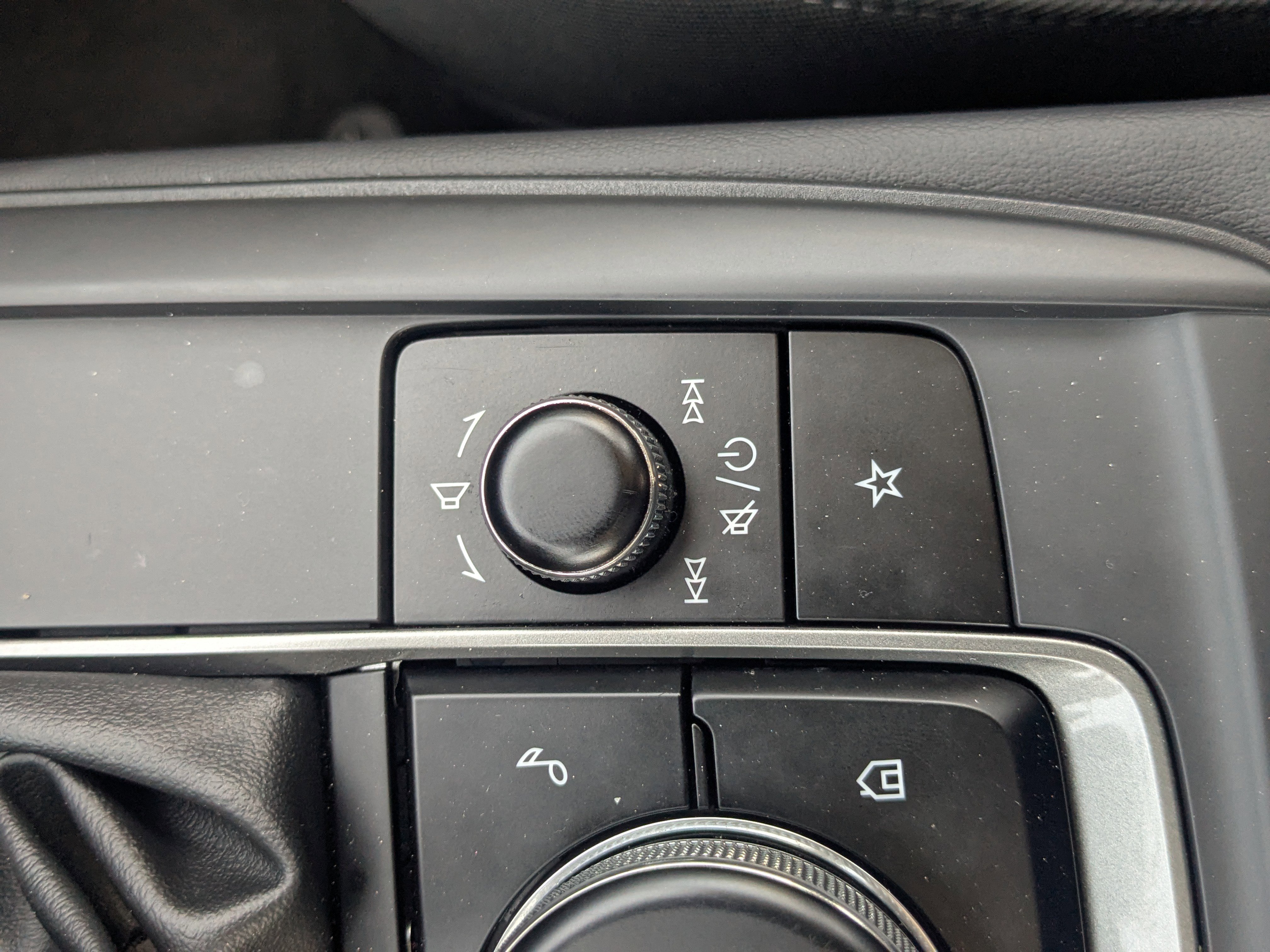 Used 2022 MAZDA CX-30 AWD 2.5 S image 26