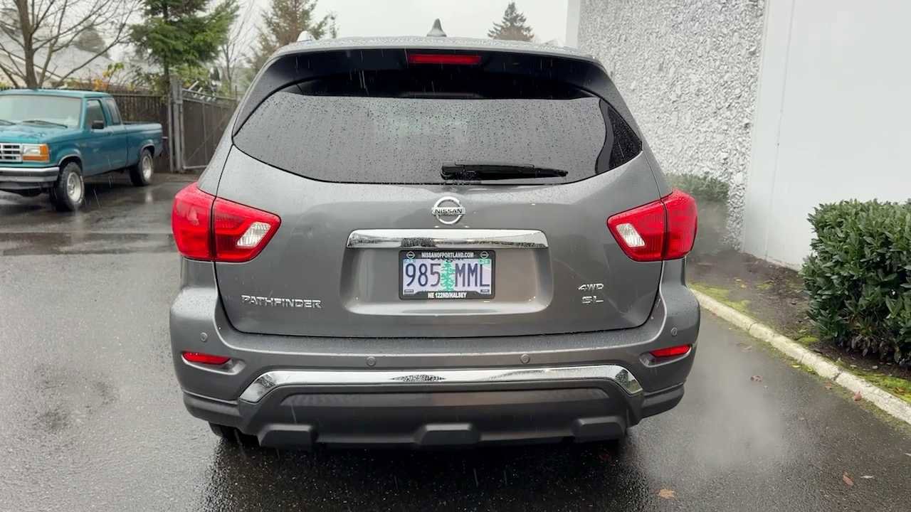 Used 2019 Nissan Pathfinder SL image 9