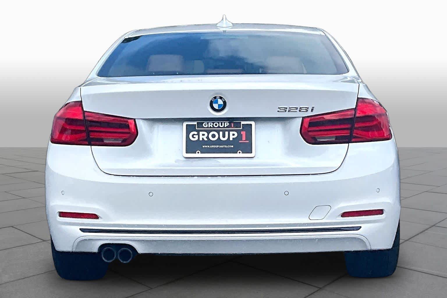 Used 2016 BMW 328i Sedan RWD image 5