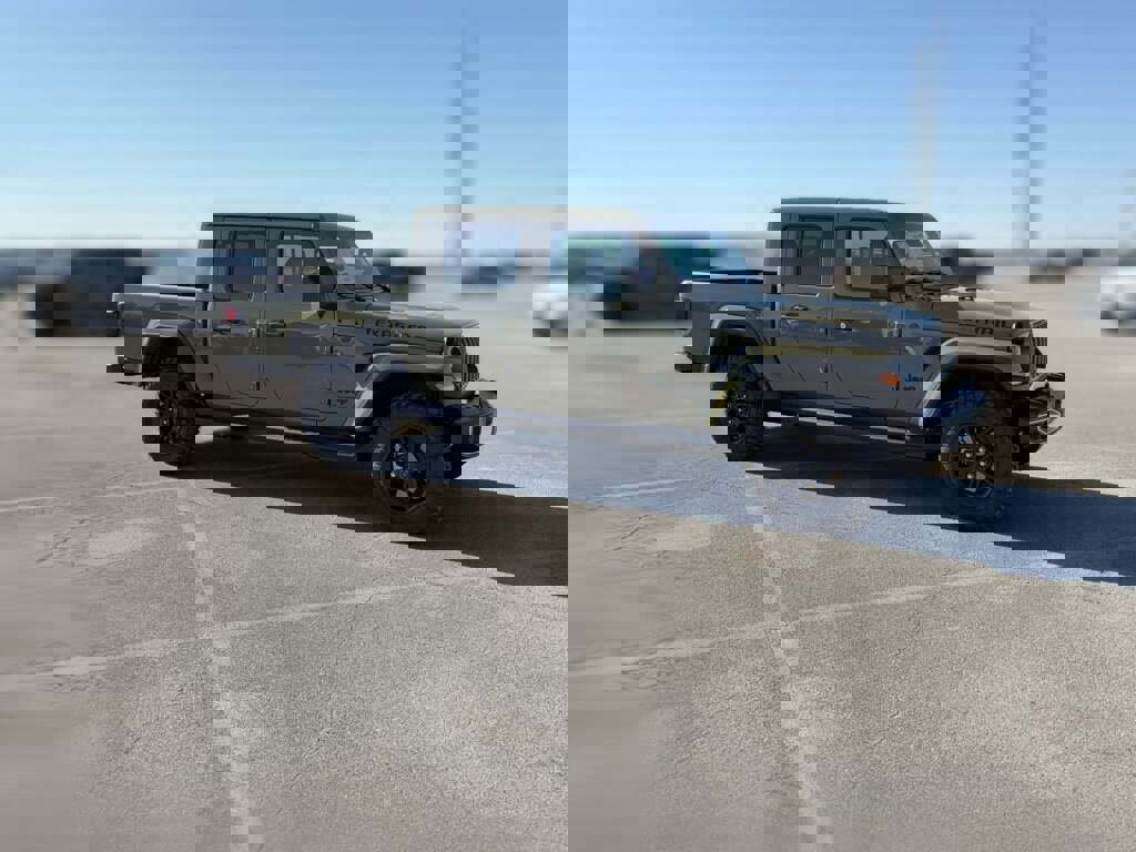 New 2026 Jeep Gladiator Sport image 15