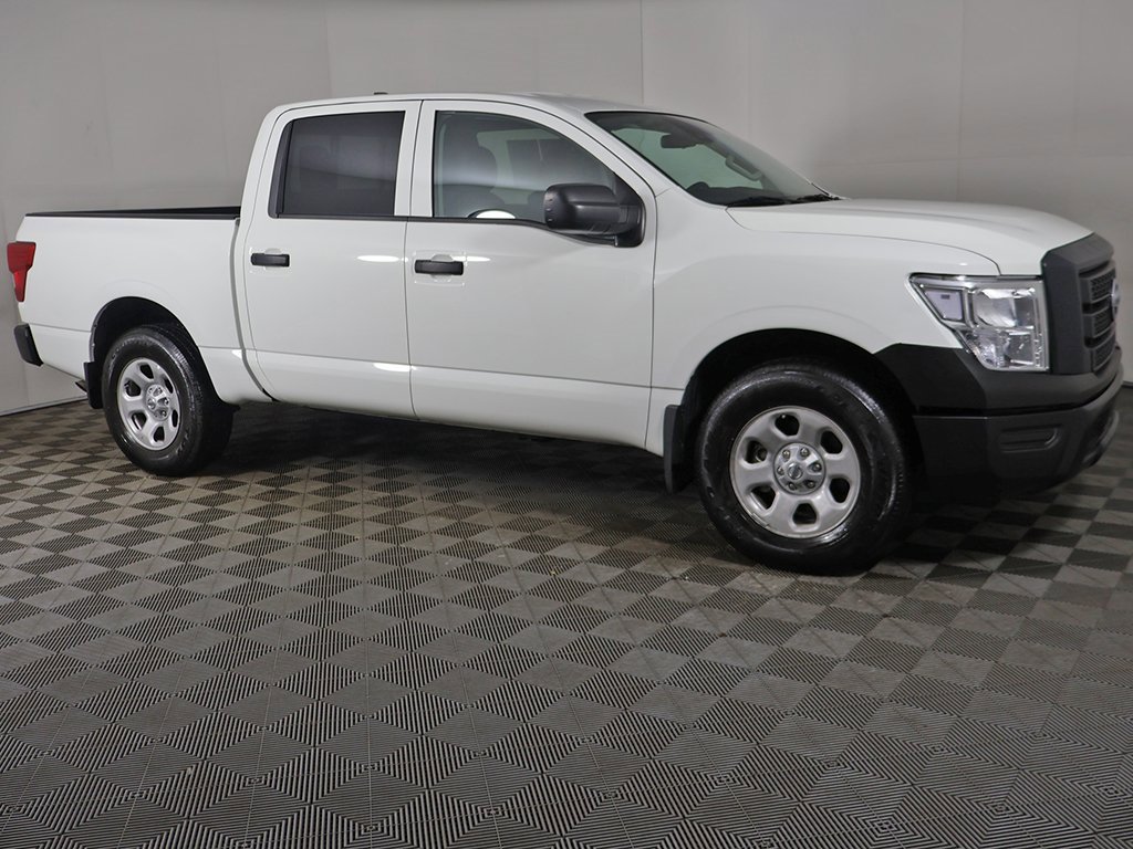 Used 2022 Nissan Titan S w/ S Utility Package image 16