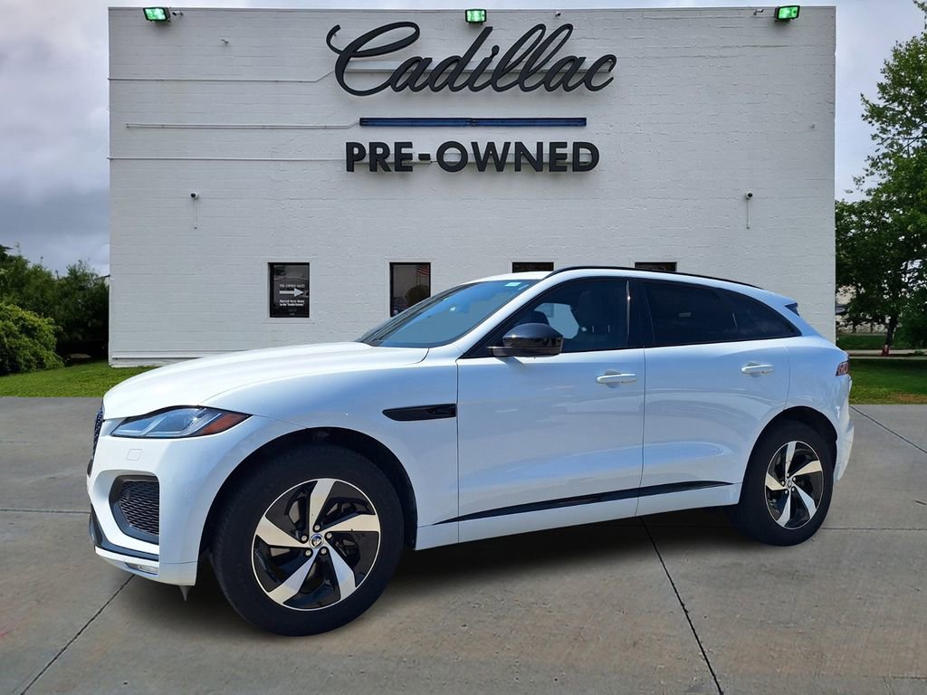 Used 2024 Jaguar F-PACE R-Dynamic S image 7