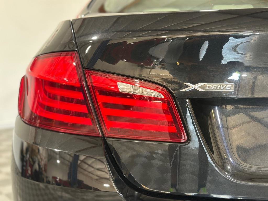 Used 2013 BMW 528i xDrive Sedan AWD/4WD image 40