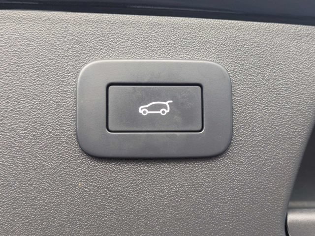 Used 2024 Jaguar E-PACE R-Dynamic SE AWD/4WD image 13