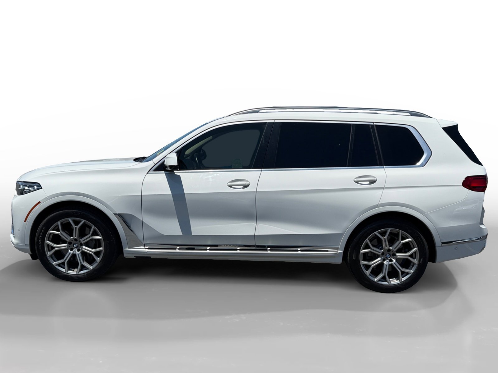 Used 2019 BMW X7 xDrive50i w/ Luxury Seating Package image 2