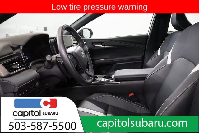 Used 2025 Toyota Camry SE image 13