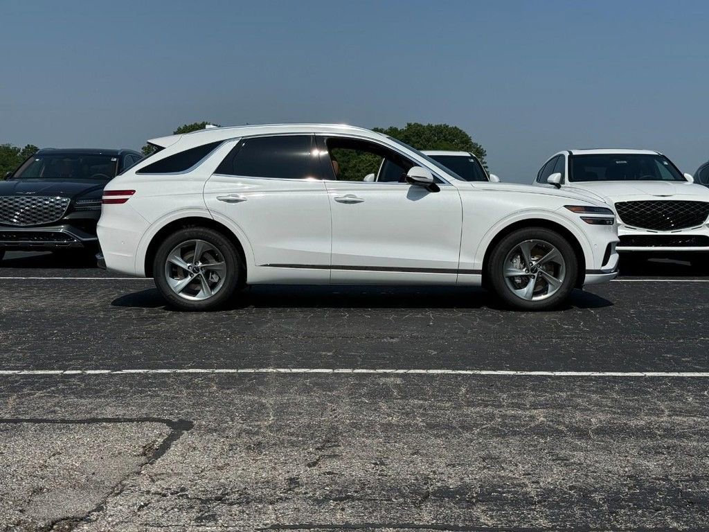 Certified 2026 Genesis GV70 2.5T Advanced image 2