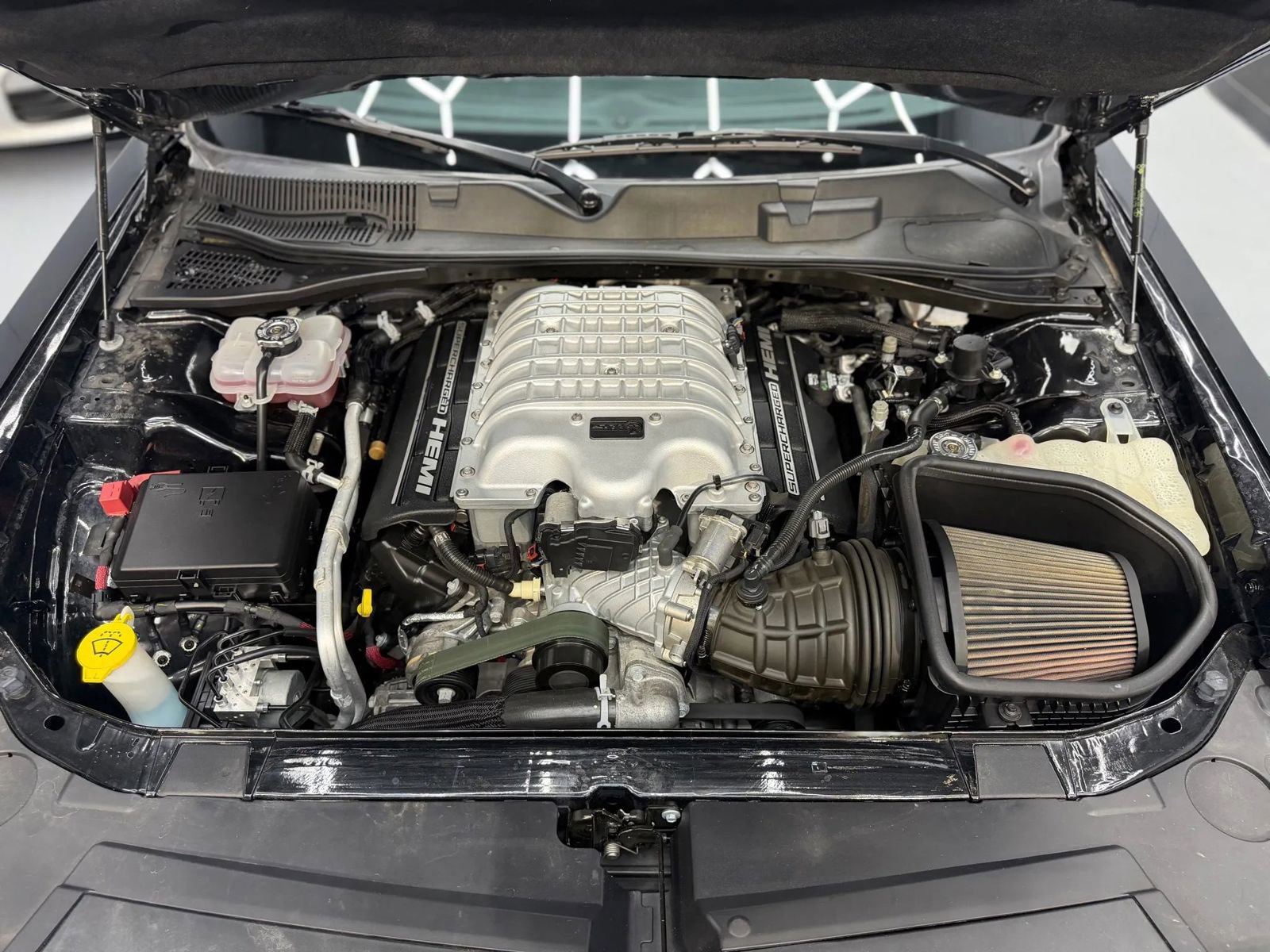 Used 2019 Dodge Challenger SRT Hellcat Redeye image 27