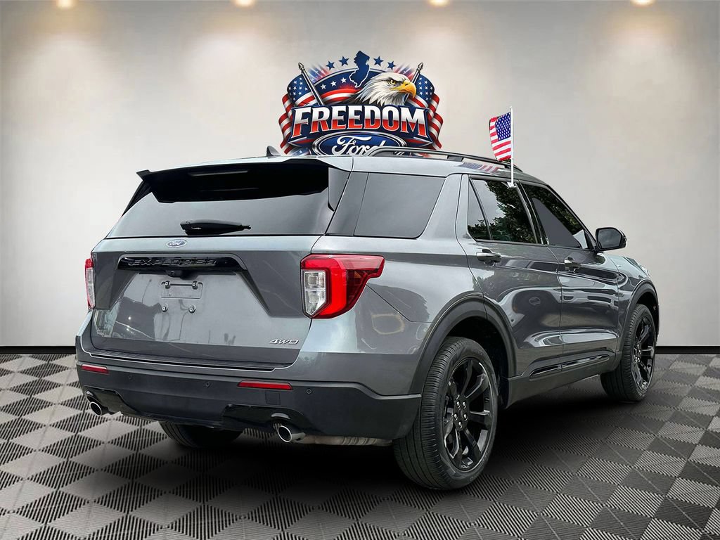 Used 2023 Ford Explorer ST-Line AWD/4WD image 5