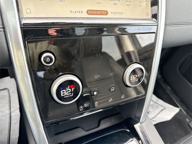 Used 2023 Land Rover Discovery Sport S image 19