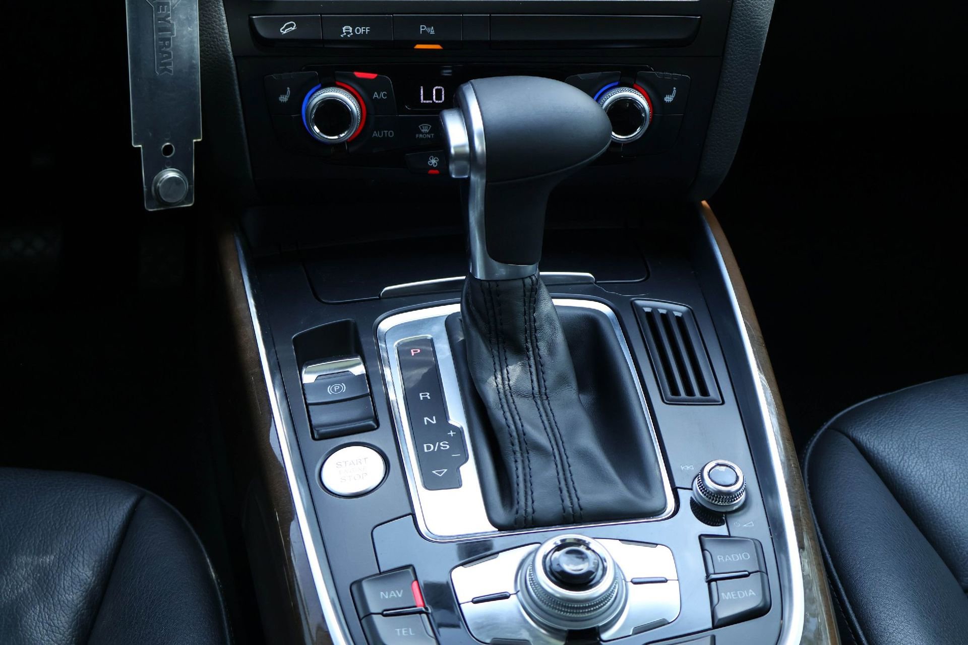 Used 2017 Audi Q5 2.0T Premium Plus w/ Technology Package image 17