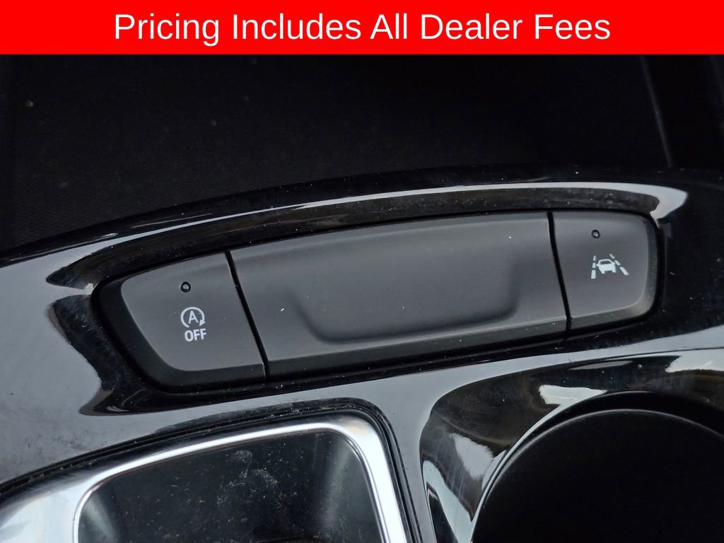 Used 2025 Chevrolet Trax LT FWD image 24