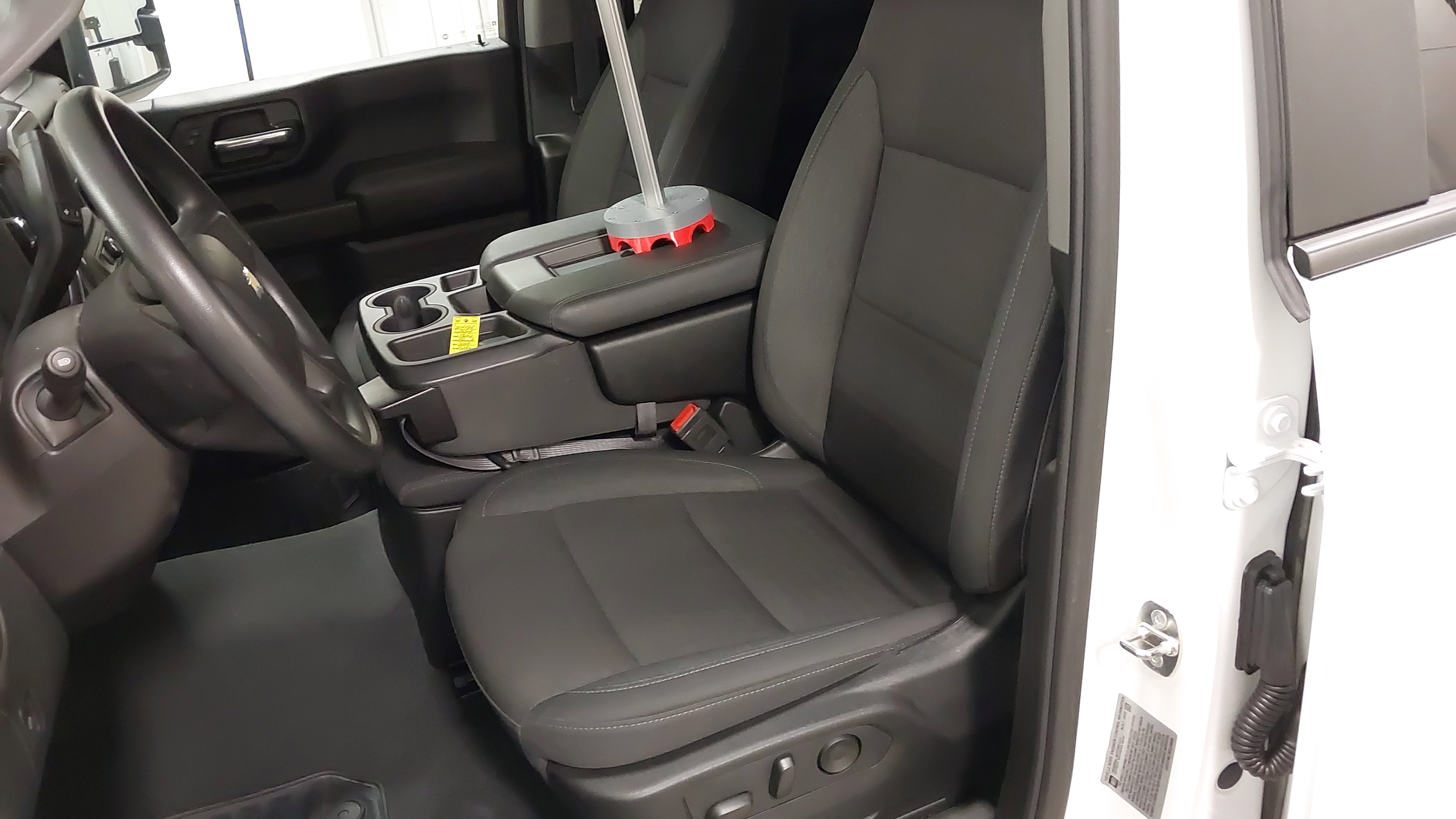 Used 2024 Chevrolet Silverado 2500 Custom w/ Custom Convenience Package image 22