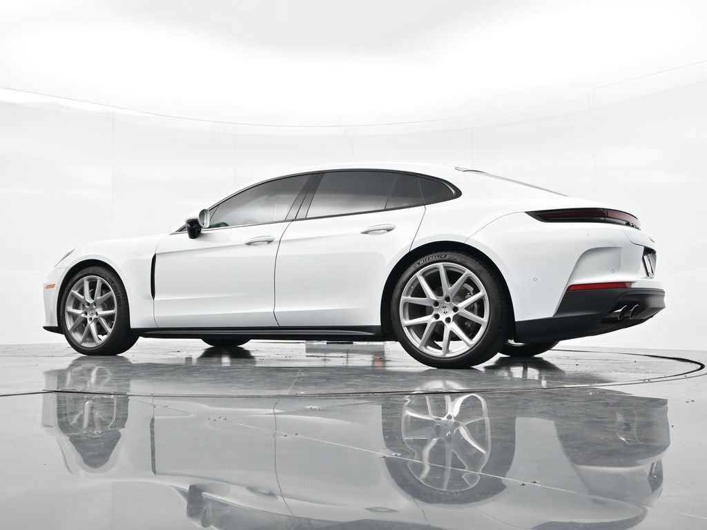 Certified 2024 Porsche Panamera 4 AWD/4WD image 26