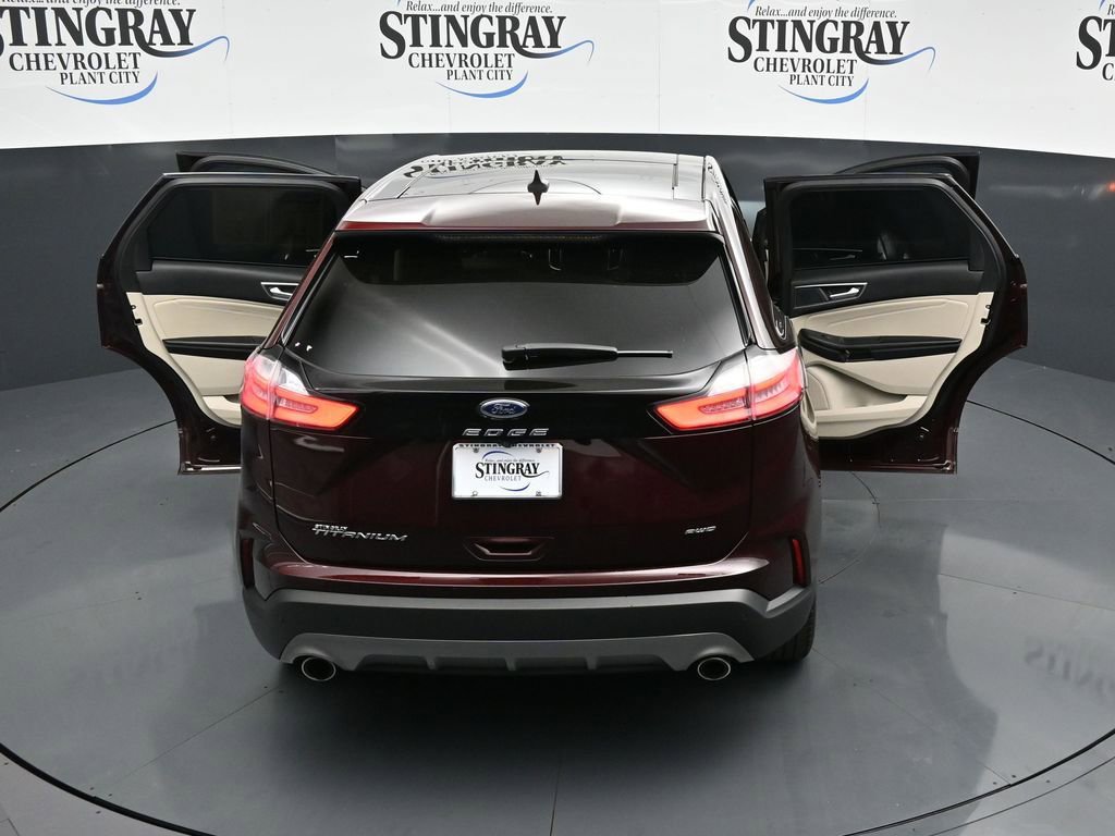 Used 2022 Ford Edge Titanium image 26