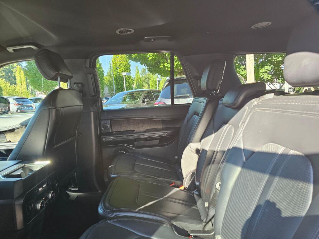 Used 2020 Ford Expedition Max Limited AWD/4WD image 21