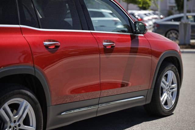 Used 2023 Mercedes-Benz GLB 250 4MATIC image 8