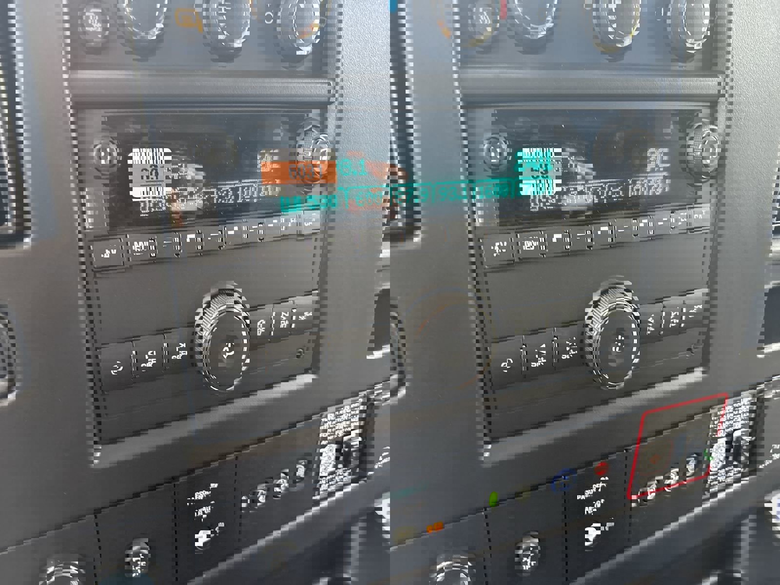 New 2025 Chevrolet Express 2500 Extended w/ Driver Convenience Package image 19