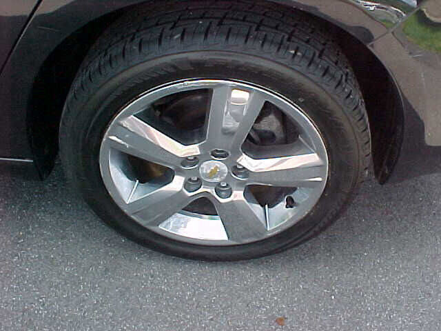 Used 2011 Chevrolet Malibu LT w/ Interface Package image 5