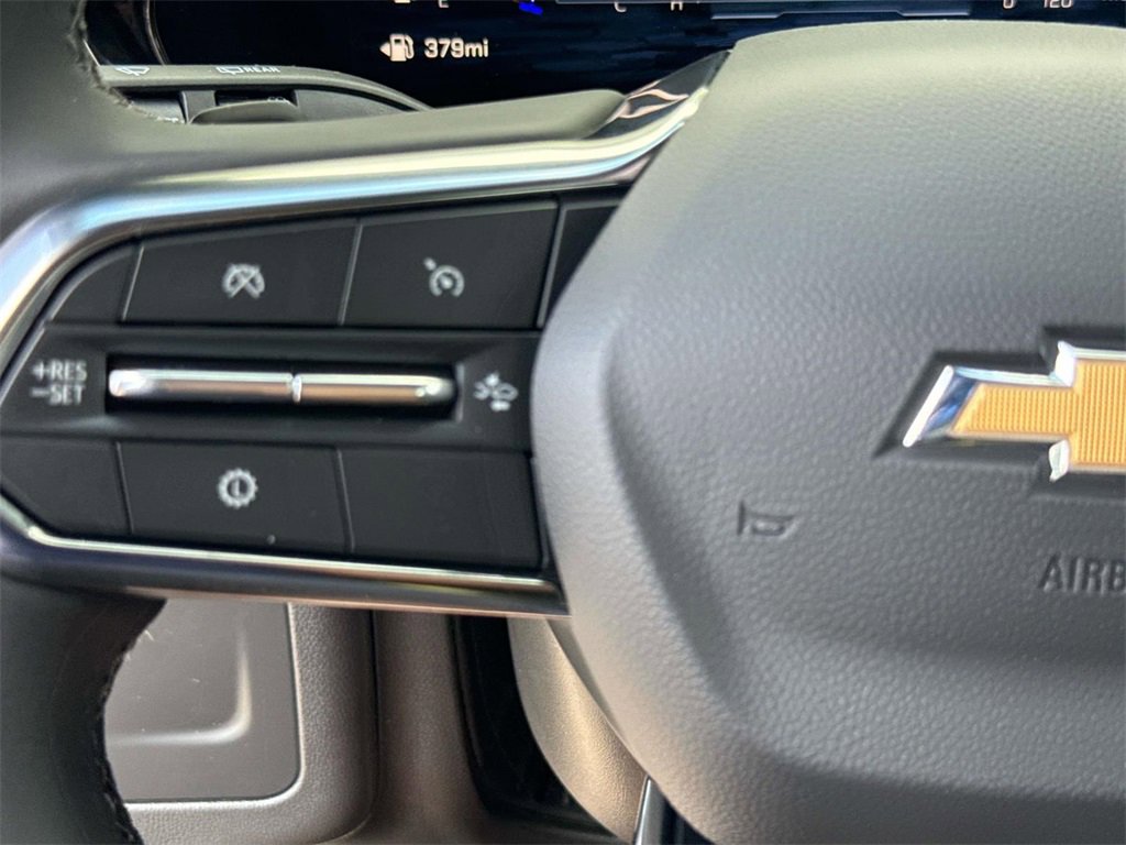New 2026 Chevrolet Suburban LS image 24