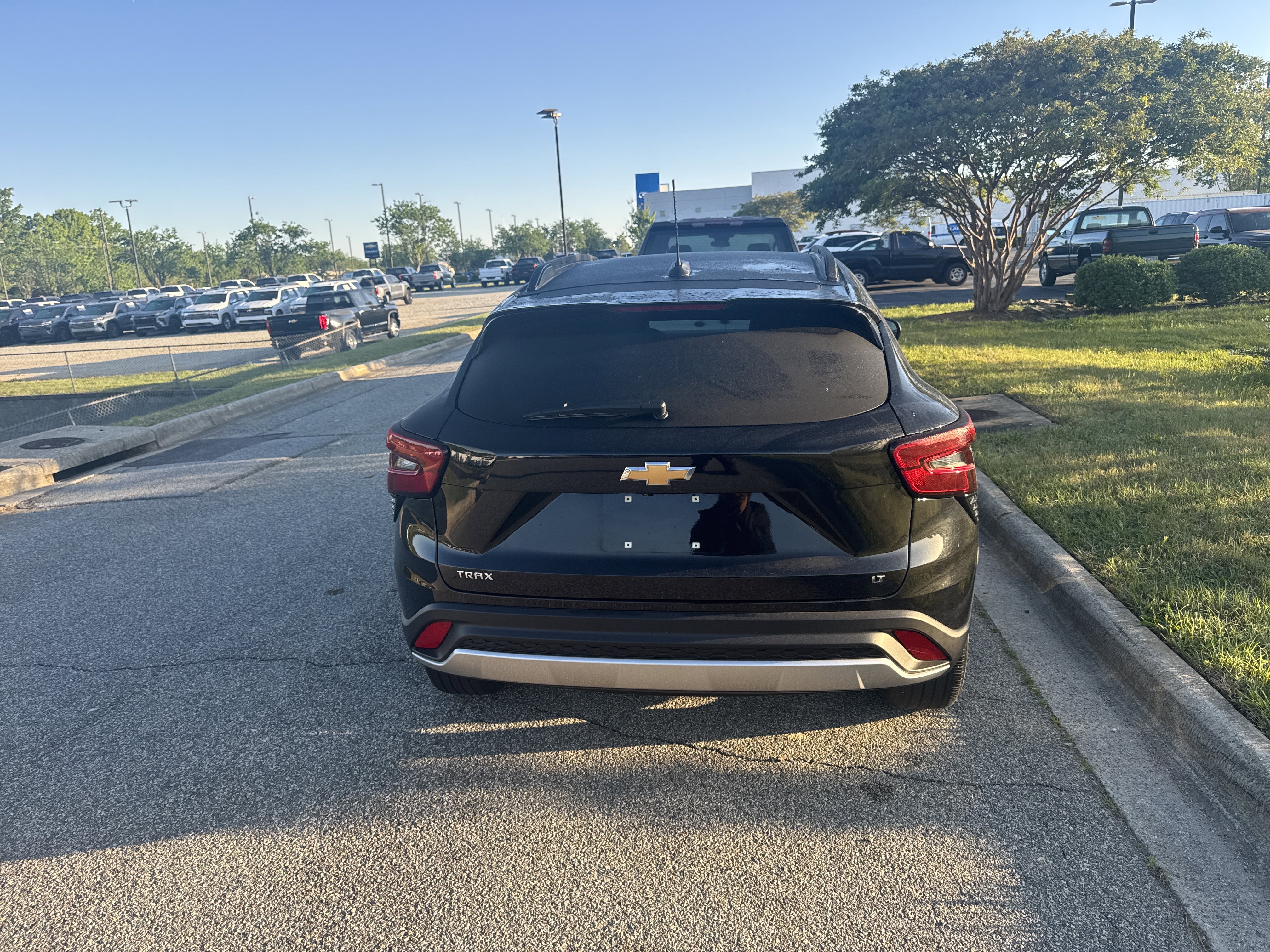 Certified 2024 Chevrolet Trax LT w/ Driver Confidence Package FWD image 9