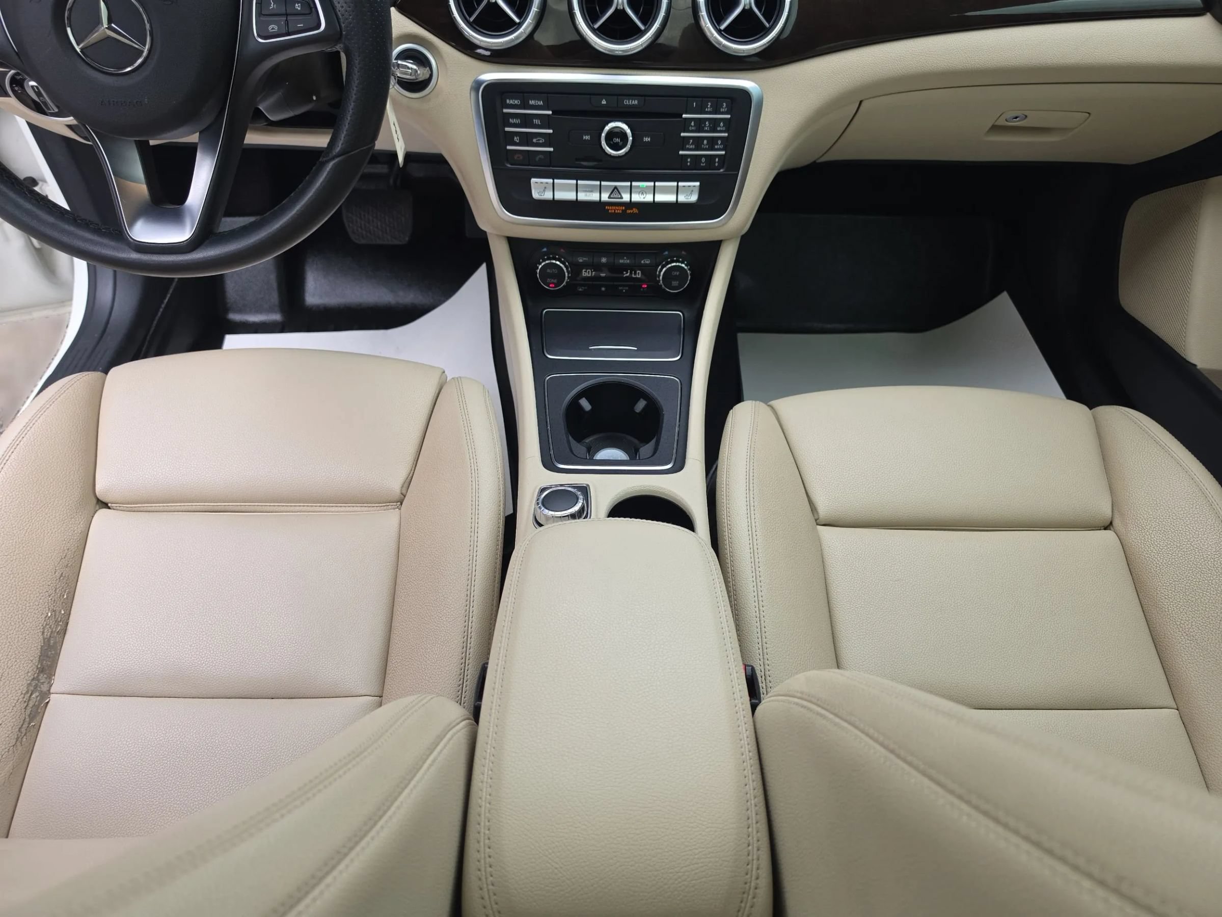 Used 2017 Mercedes-Benz CLA 250 4MATIC image 21