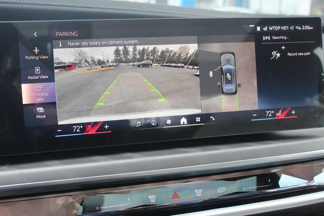 Used 2025 BMW i7 eDrive50 image 17