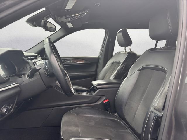 Used 2022 Jeep Grand Cherokee L Laredo image 9