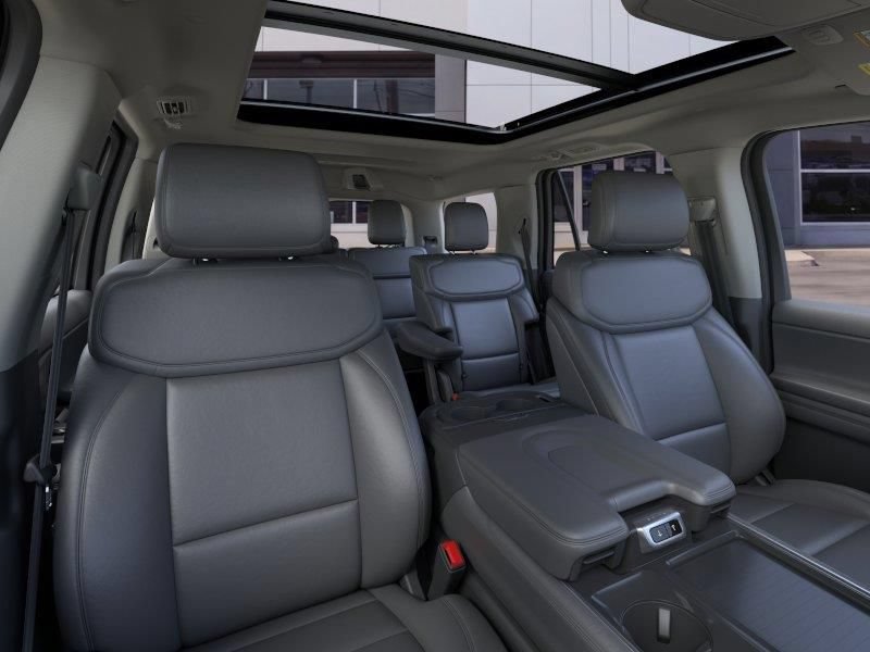 New 2026 Ford Expedition Active AWD/4WD image 14