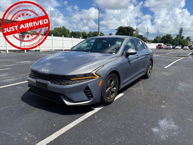 Used 2022 Kia K5 LXS FWD image 1