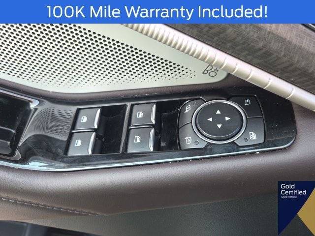 Used 2025 Ford Explorer Platinum w/ LUX Leather Package AWD/4WD image 28
