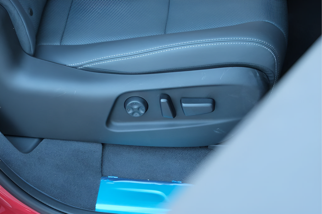 New 2024 VinFast VF 9 Plus AWD/4WD image 25