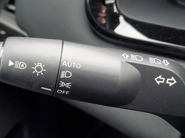 New 2026 Nissan Pathfinder Platinum AWD/4WD image 11
