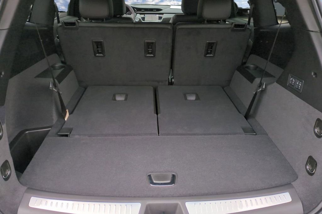 New 2025 Cadillac XT6 Sport AWD/4WD image 13