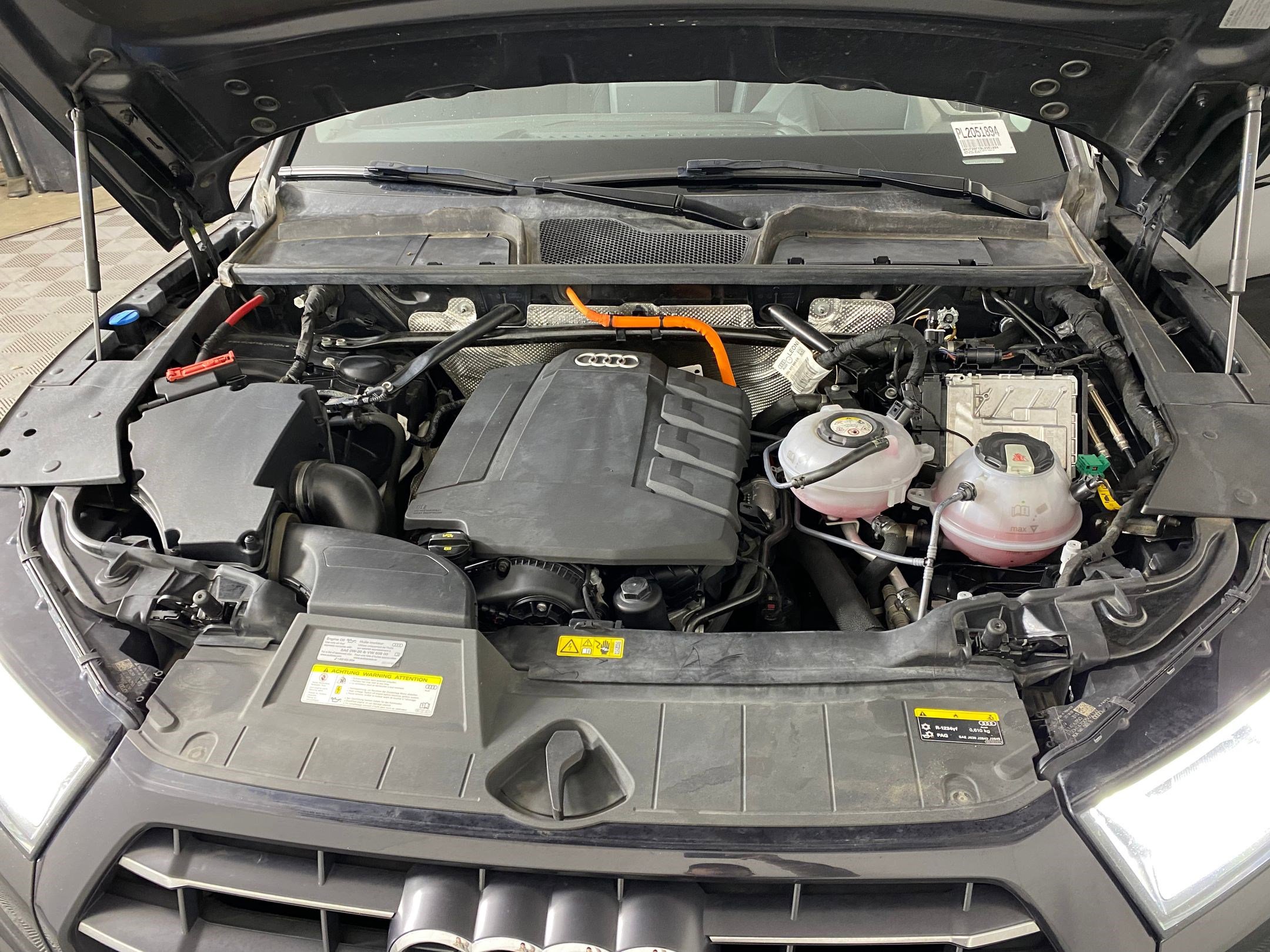 Used 2020 Audi Q5 e Prestige image 32