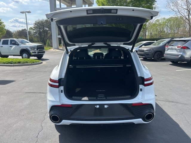 Used 2022 Genesis GV70 2.5T w/ Sport Prestige Package image 7