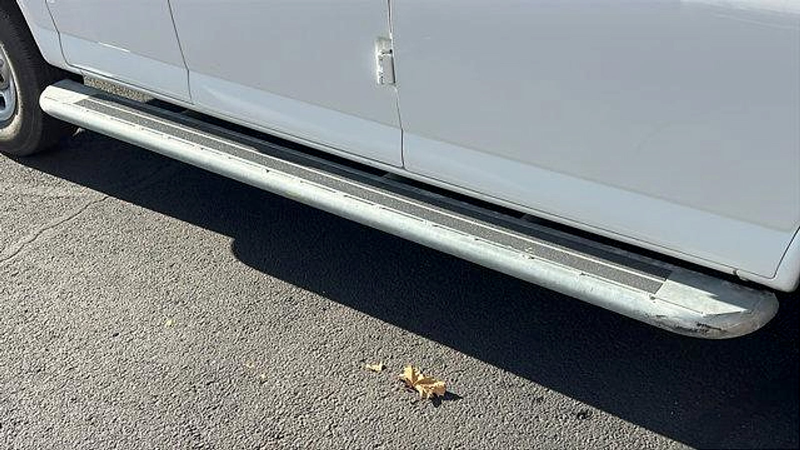 Certified 2022 Chevrolet Express 2500 RWD 2500 Regular Wheelbase WT w/ Driver Convenience Package image 13