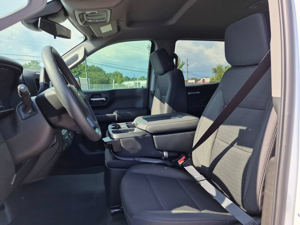 New 2026 Chevrolet Silverado 1500 Custom RWD image 15