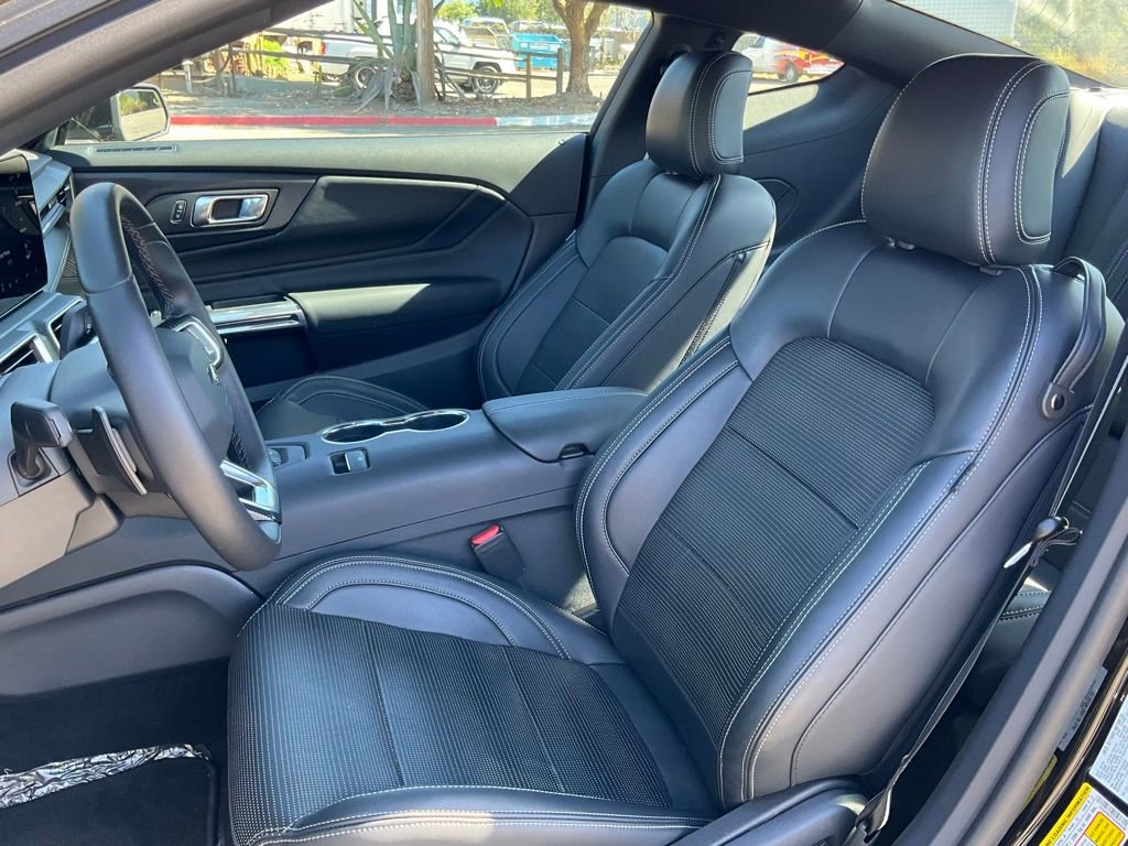 Used 2025 Ford Mustang GT Premium image 48