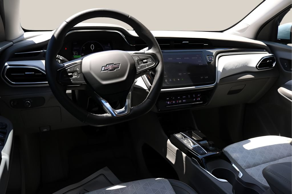 Used 2023 Chevrolet Bolt EUV Premier FWD image 14