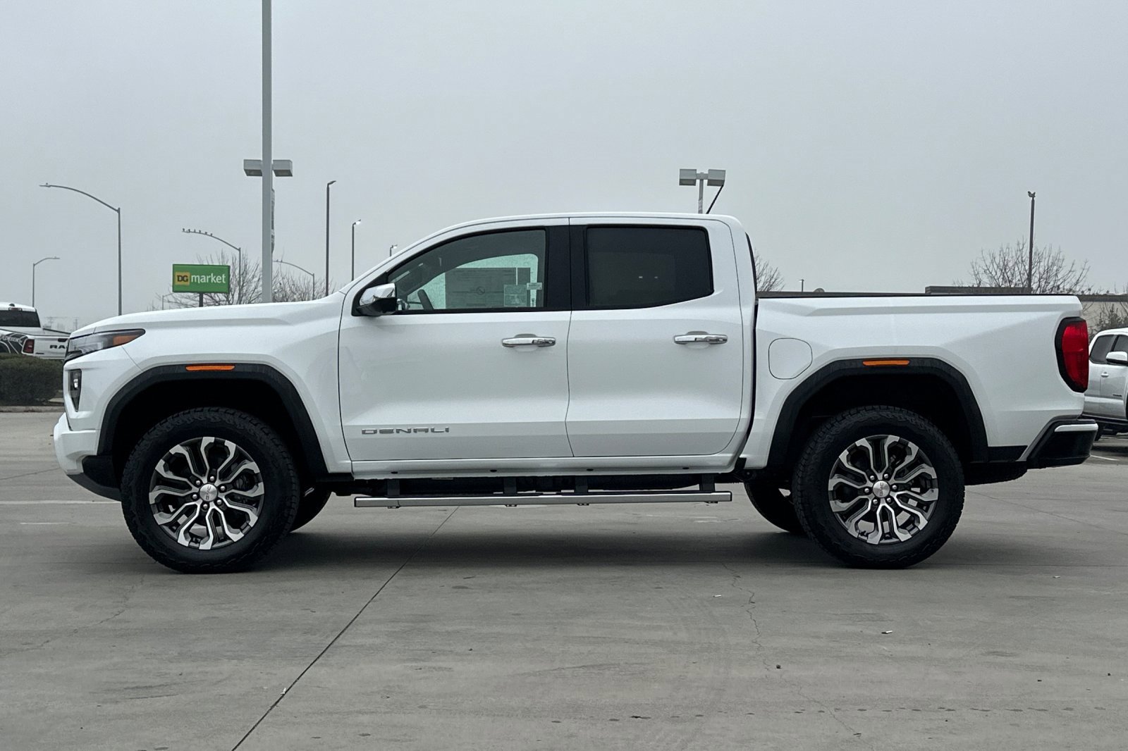 New 2026 GMC Canyon Denali image 3