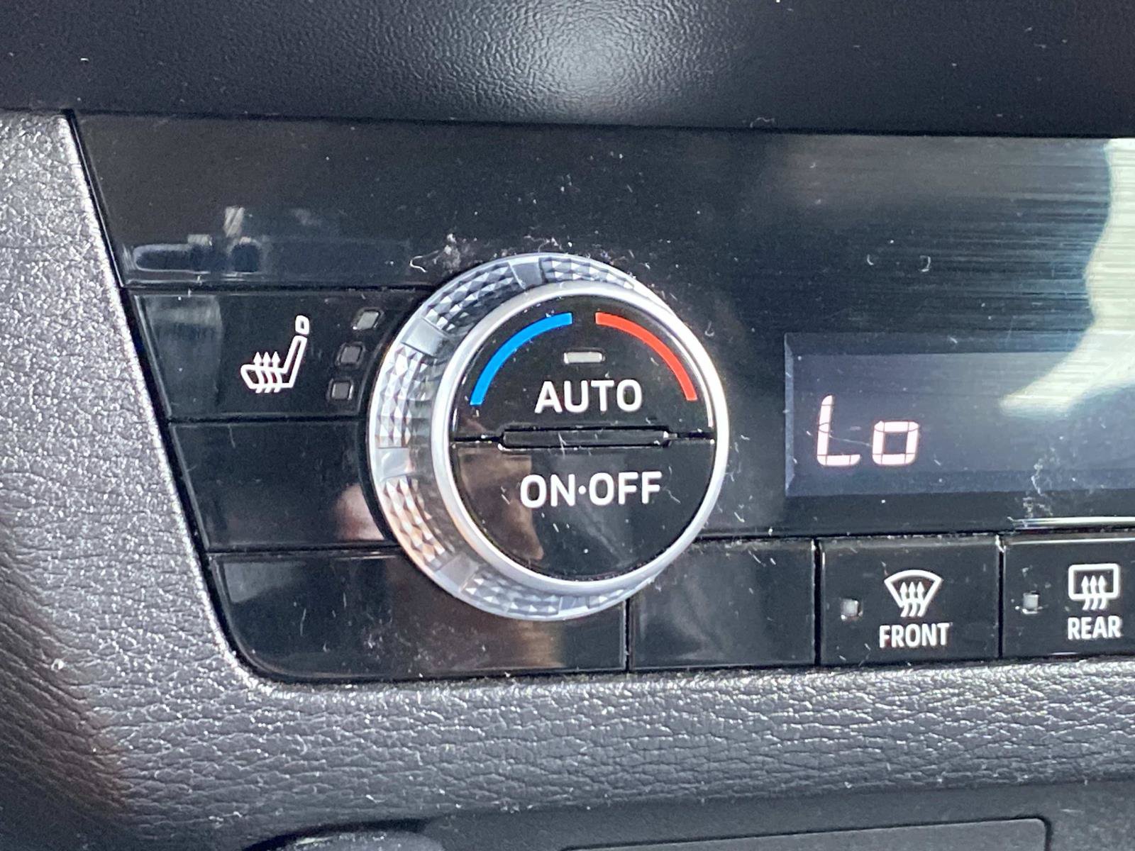 Used 2022 Mitsubishi Outlander SE AWD/4WD image 26