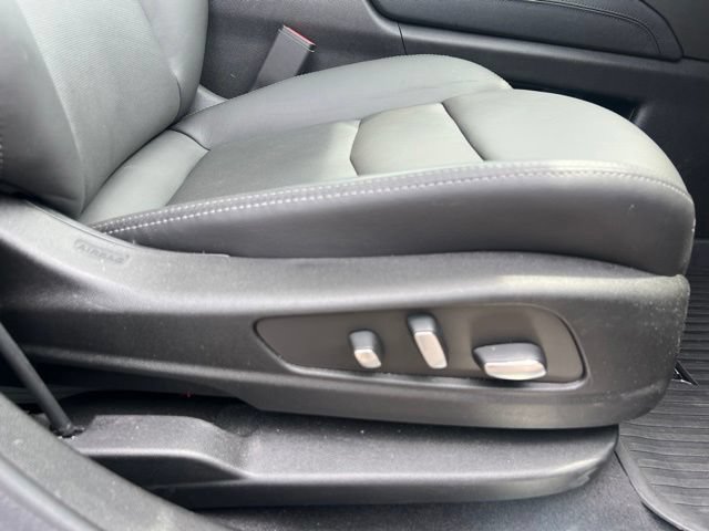Used 2024 Cadillac XT5 Premium Luxury w/ LPO, Floor Liner Package AWD/4WD image 14