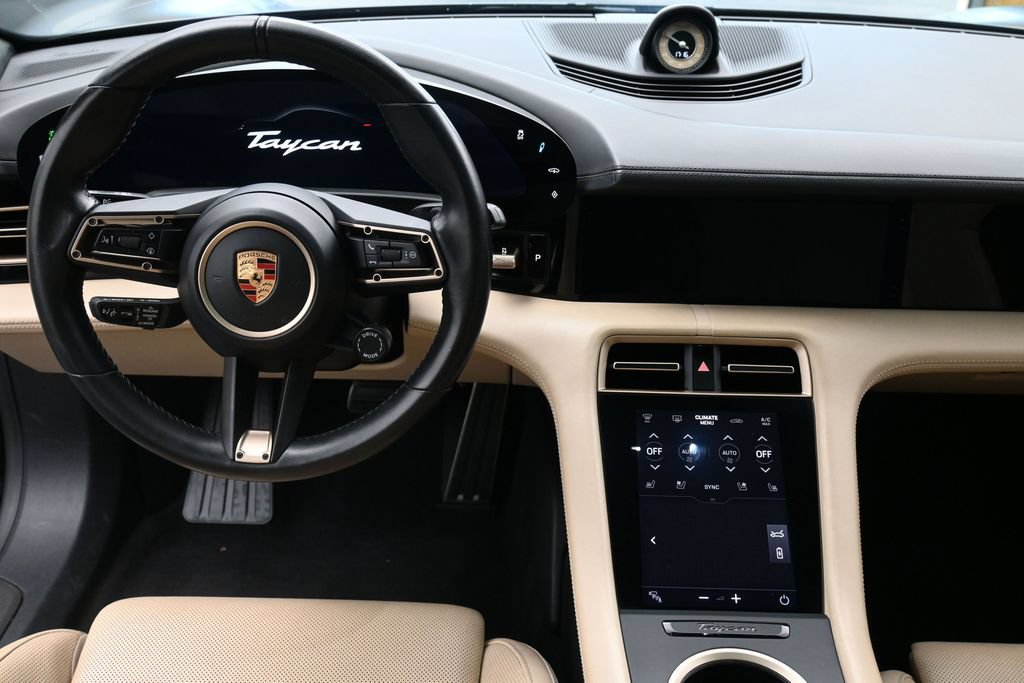 Used 2020 Porsche Taycan Turbo S AWD/4WD image 11