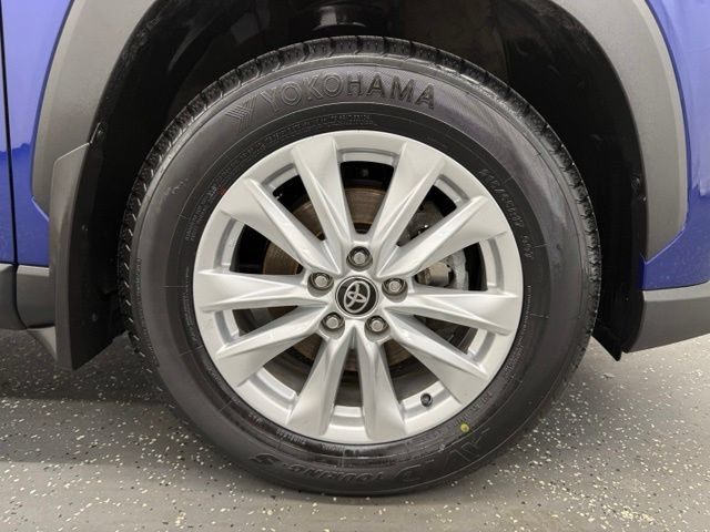 Certified 2024 Toyota Corolla Cross LE FWD image 22