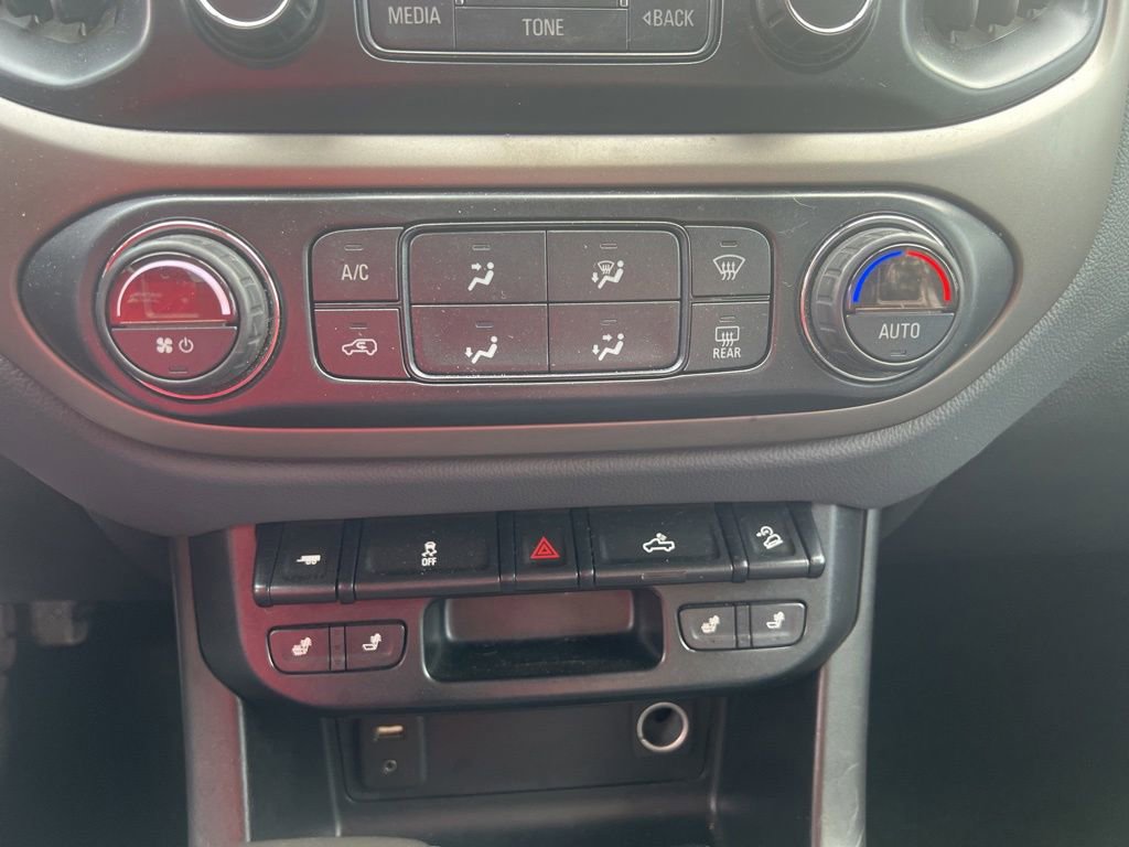 Used 2017 Chevrolet Colorado Z71 image 50