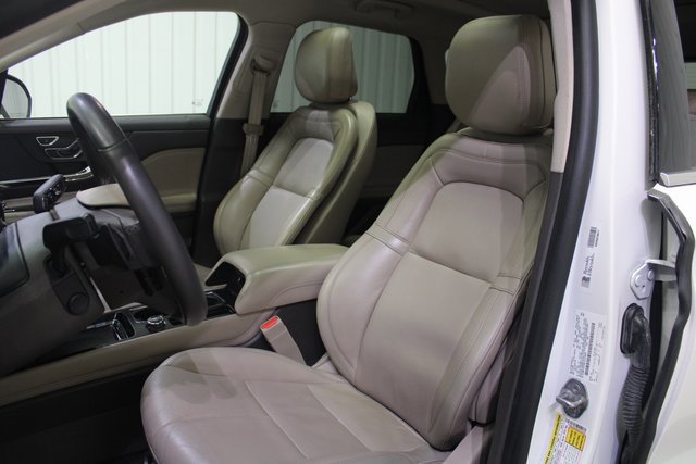 Used 2020 Lincoln Corsair Reserve w/ Equipment Group 201A image 11