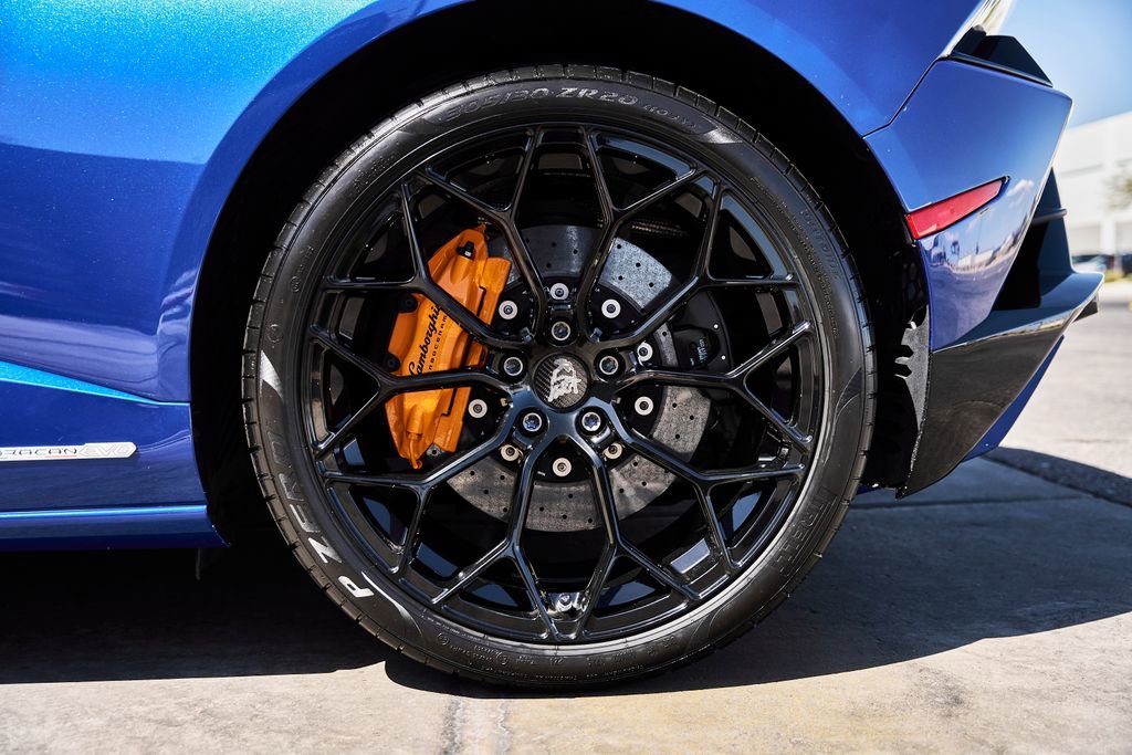 Used 2020 Lamborghini Huracan EVO AWD/4WD image 28